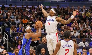 NBA-伦纳德29+11班凯罗23+8 哈登11分 快船100-97险胜魔术