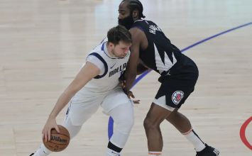 NBA季后赛-东契奇32+9小卡复出15分 独行侠96-93掀翻快船总分1-1