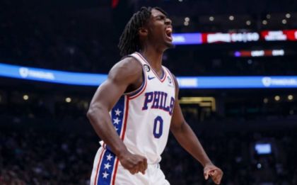 NBA-马克西44+8+4恩比德缺阵 76人客场112-90大胜猛龙