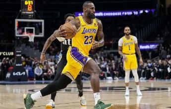 NBA-詹姆斯20+9+8吹杨两双 里夫斯28分 湖人138-122不敌老鹰