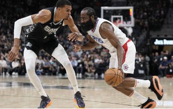 NBA-3连胜!伦纳德26分乔治24+8 文班两双 快船109-102送马刺10连败