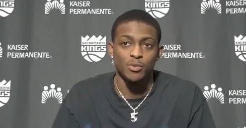 福克斯：NBA恢复举办全明星赛的决定很愚蠢