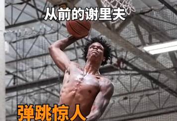 以后他可以很骄傲地说:我让了所有人一颗心脏