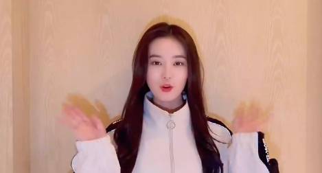 女艺人徐艺洋邀请你和篮网三巨头一起共贺新春