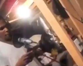 快来听听吧！你有听过阿杜唱歌吗?